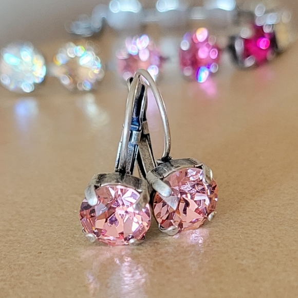 Austrian Crystal Earrings in Antique Silver - Picture 6 of 8